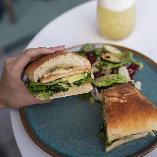BEGUETTE MILANESA