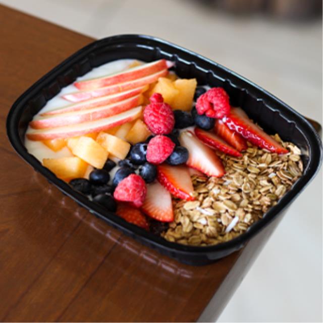 YOGURTH CON FRUTA Y GRANOLA